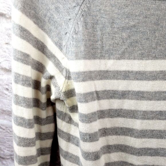 💚Gap Women's Cashmere Blend Sweater Gray & White - Picture 3 of 4